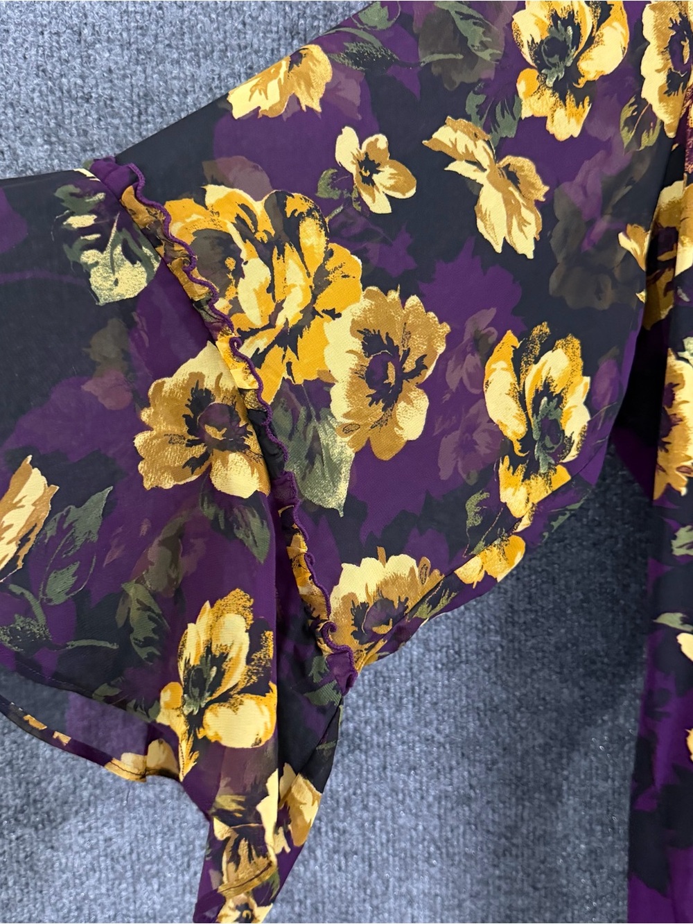 Susan Graver Womens 3X Liquid Knit Floral Top Purple Yellow Bell Sleeve Office - Picture 4 of 7